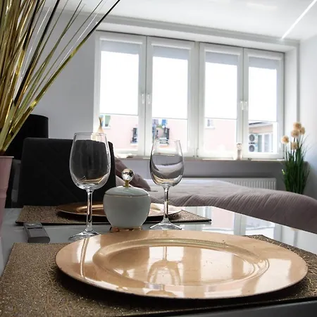 Novel New * Varsavia