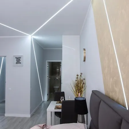 Novel New * Varsavia