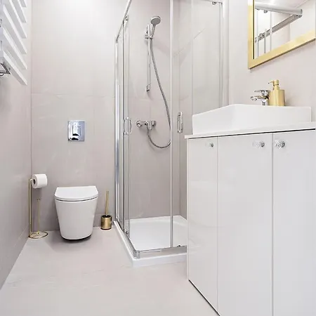 Novel New Appartement Warschau