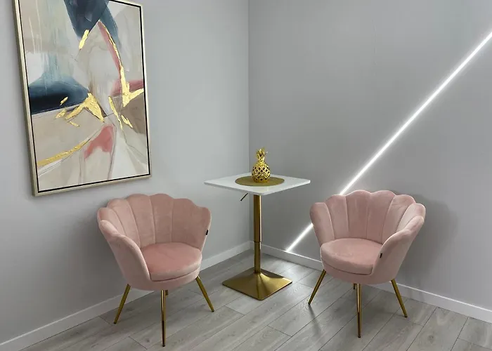 Lägenhet Novel New Warszawa