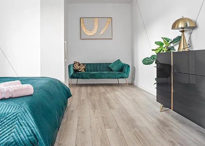 Novel New Apartment *